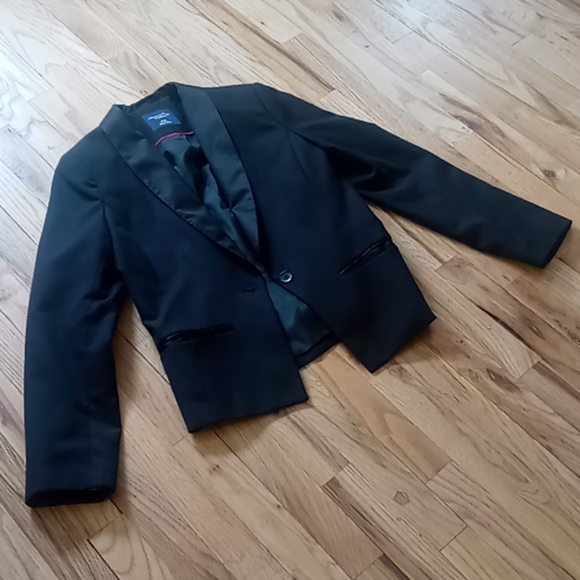 Black blazer - Picture 3 of 6